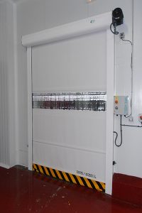 Eficiencia energética en cámaras frigoríficas: Ahorro y rendimiento garantizados.